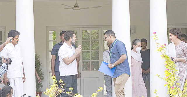 সময়মতো বাংলো ছেড়ে বেরিয়ে গেলেন রাহুল গান্ধী