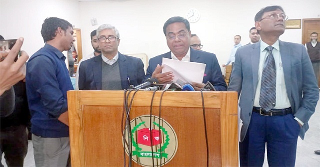 আগৈলঝাড়ায় স্ত্রীকে আত্মহত্যার প্ররোচনার মামলায় স্বামী গ্রেফতার