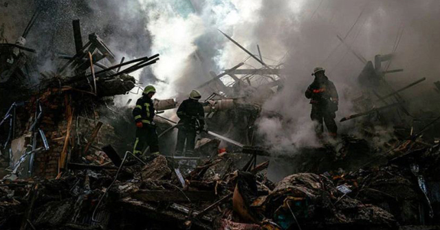 ইউক্রেনে ক্ষেপণাস্ত্র হামলায় শিশুসহ নিহত ১৭