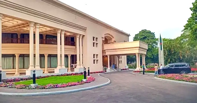 ববিতে মানববন্ধন ও সম্প্রীতি সমাবেশ অনুষ্ঠিত