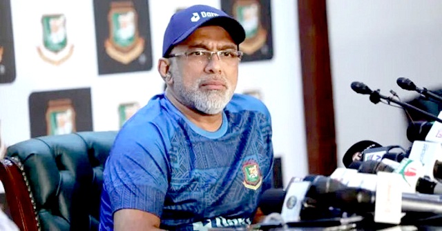 সাকিব-তামিমের দ্বন্দ্ব, যা বললেন হাথুরুসিংহে