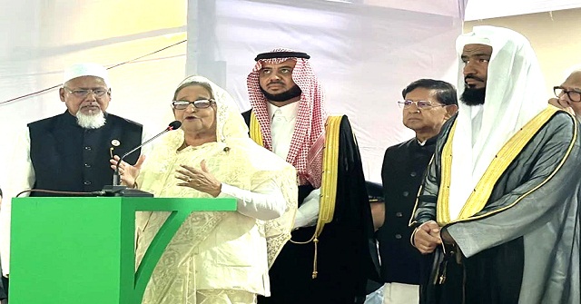 কুষ্টিয়ায় দুর্গা প্রতিমা ভাঙচুর