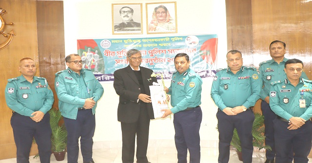 বরিশালে বীর মুক্তিযোদ্ধা পুলিশ সদস্যদের সংবর্ধনা 