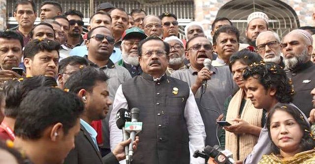 ‘ভোট দিয়ে বিশ্ব মোড়লদের জানান আমরাই সরকার নির্বাচিত করি’