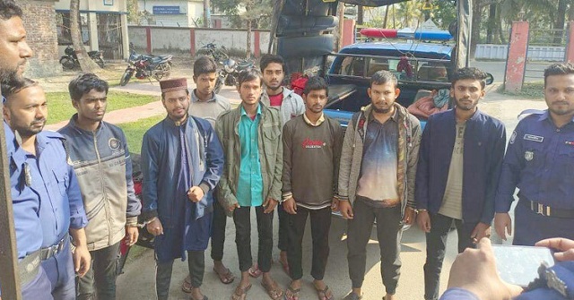 বরগুনায় জামায়াত-শিবিরের ৮ কর্মী গ্রেফতার