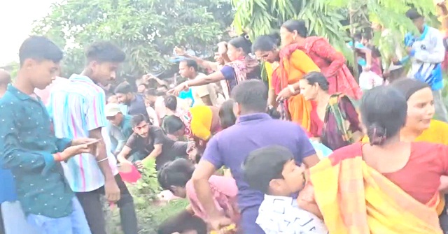 বগুড়ায় রথযাত্রায় বিদ্যুৎস্পৃষ্টে নিহত ৫, আহত ২০