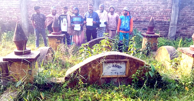 কবরবাসীকে ভোট না দিতে আহ্বান বিএনপি নেতাদের!