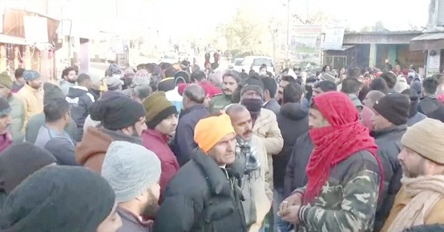 ভারত নিয়ন্ত্রিত কাশ্মিরে হামলায় নিহত ৫