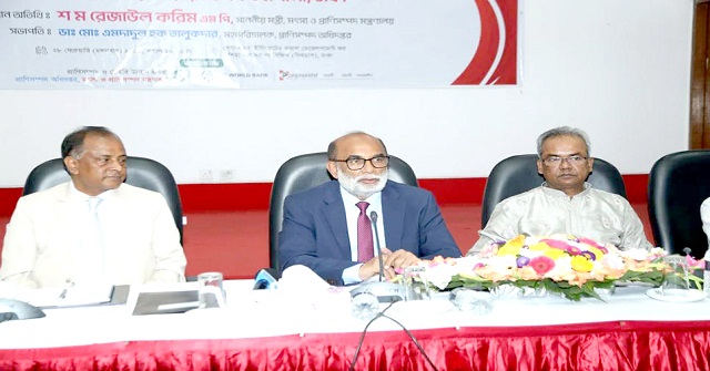 পর্যটকের ভীড়ে মুখরিত ছৈলারচর