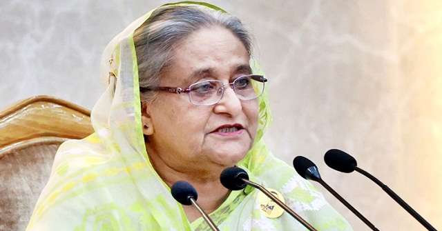 রোহিঙ্গা ক্যাম্পে অস্ত্র কারখানার সন্ধান, গ্রেফতার ৩