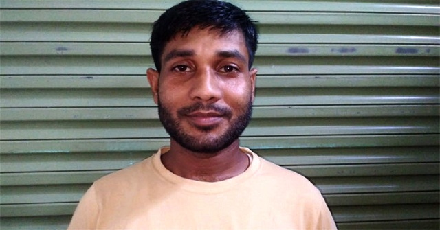 কোমল পানীয় কিনে বিশ্বকাপের টিকিট পেলেন জেলে ইলিয়াস
