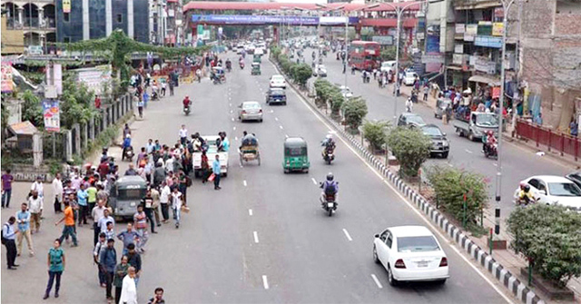 দেশব্যাপী চলছে বিএনপির ৪৮ ঘণ্টার হরতাল
