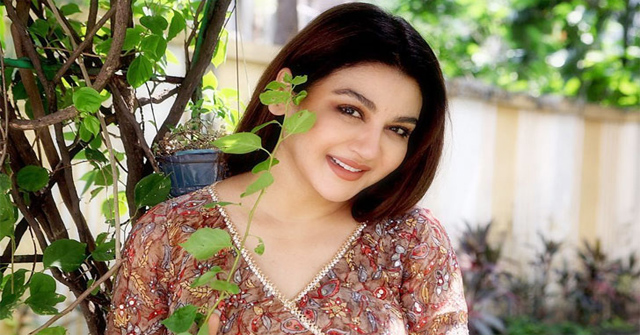 অনিরুদ্ধর পরের ছবিতেও জয়া