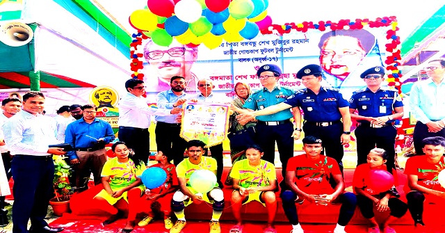 চেতনানাশক দিয়ে গৃহকর্ত্রীকে হত্যা, মা-ছেলে গ্রেপ্তার