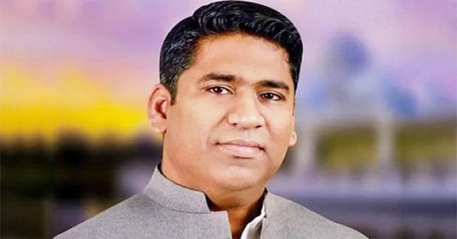 সাদিক আবদুল্লাহর প্রার্থিতা ফিরে পেতে আবেদনের শুনানি পেছানো হলো ২ জানুয়ারি পর্যন্ত 