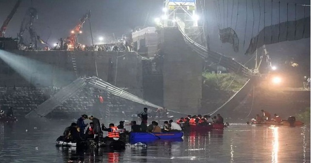 গুজরাটে ঝুলন্ত সেতু দুর্ঘটনায় নিহত বেড়ে ১৪১