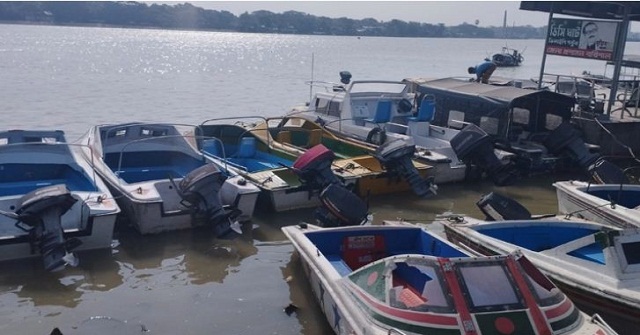 ব‌রিশাল-‌ভোলা রুটে লঞ্চ ও স্পিডবোট চলাচল বন্ধ