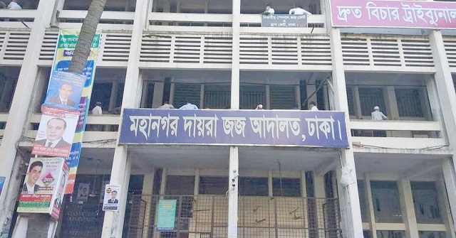 ঝালকাঠিতে পরিস্কার-পরিচ্ছন্নতার কাজ শুর করেছে পৌর কর্তৃপক্ষ