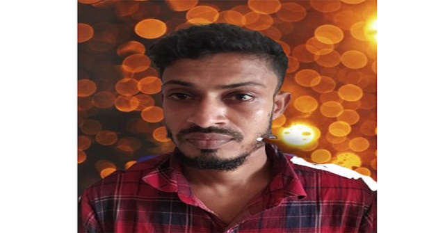 বরিশালে ডায়রিয়া আক্রান্ত রোগীদের জন্য সেনাবাহিনীর আইভি স্যালাইন বিতরণ