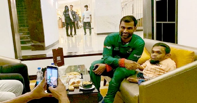 ভক্তের স্বপ্ন পূরণ করলেন তামিম!