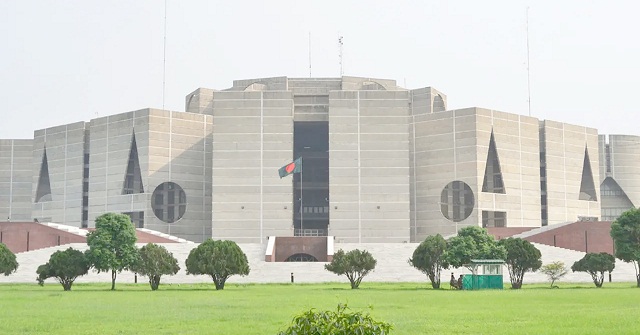 অন্তর্বর্তী সরকারের ১৪ অধ্যাদেশ বিল আকারে পাস