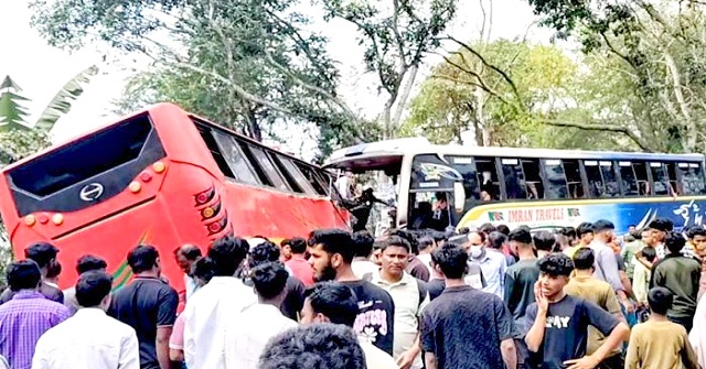 থামছে না বরিশাল-ঢাকা মহাসড়কে সড়ক দুর্ঘটনা
