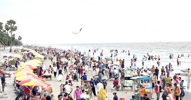  তিন দিনের বন্ধে কুয়াকাটায় ৯০ শতাংশ হোটেল বুকড