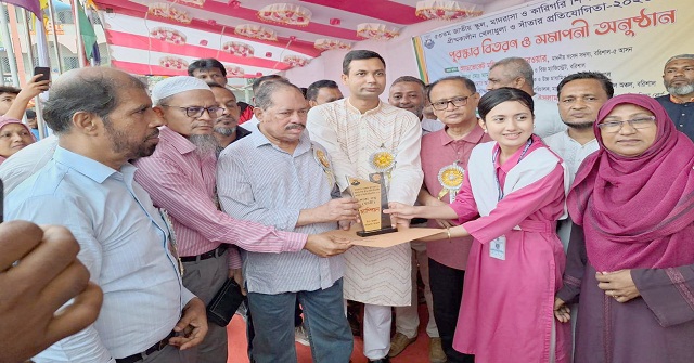 ৫৩ তম জাতীয় স্কুল মাদরাসা ও কারিগরি শিক্ষার গ্রীষ্মকালীন ক্রীড়া প্রতিযোগিতার পুরস্কার বিতরণ 