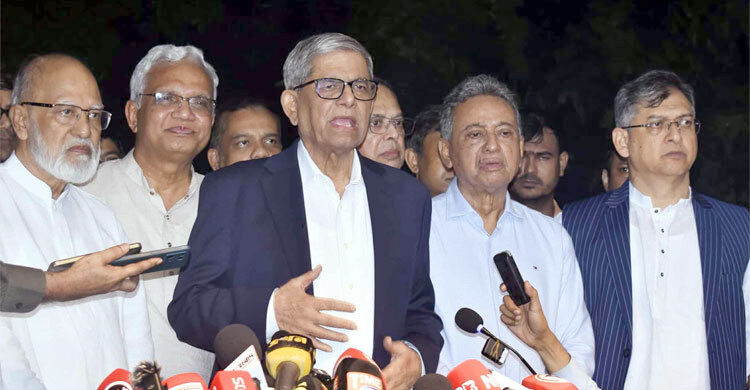 নির্বাচন ফেব্রুয়ারিতেই হবে, বিএনপিকে আশ্বাস প্রধান উপদেষ্টার