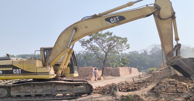 নলছিটিতে পাঁচ ইটভাটায় ১১ লাখ টাকা জরিমানা