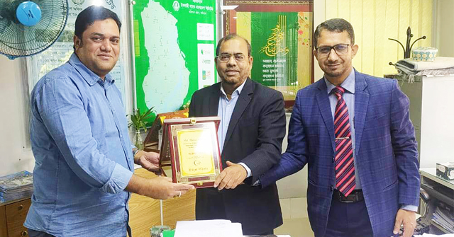  ‘ফলবান বৃক্ষ ক্রয়ের চেয়ে ভালো বীজ সংরক্ষণ করা সবার জন্য কল্যানকর’