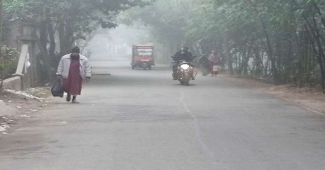 শীতে কাপছে বরিশাল