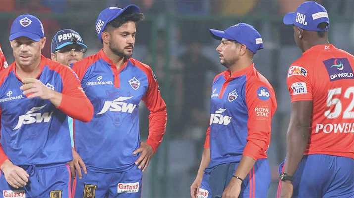 বিমানবন্দর থেকে উধাও মোস্তাফিজদের ১৬ ব্যাট!