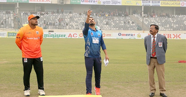 ঢাকাকে ১১৪ রানের লক্ষ্য দিল খুলনা
