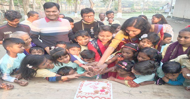 ঈদের তৃতীয় দিনে পর্যটক শূন্য কুয়াকাটা