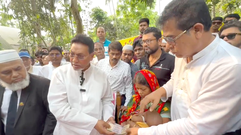 বরগুনায় মেয়েকে ধর্ষণের বিচার চেয়ে মন্টু দাস হত্যা