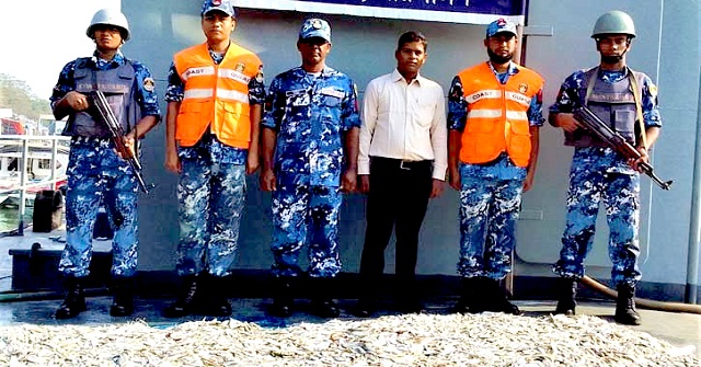 বরিশালে ৫৬০ কেজি জাটকাসহ আটক ২