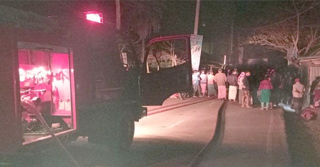 পিরোজপুরে আগুনে পুড়ল পাঁচ দোকান