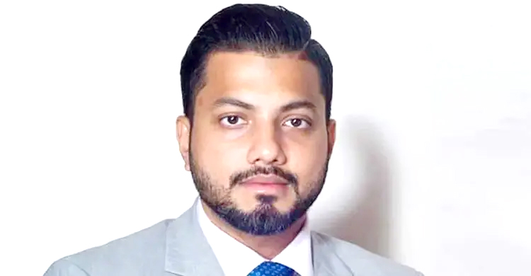 বাগদান সারলেন ইশরাক হোসেন, 