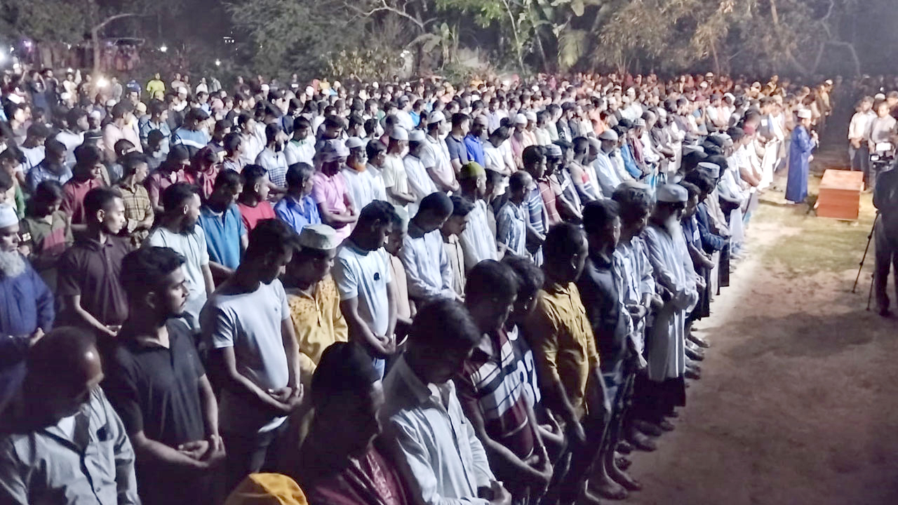 চোখের জলে চিরনিদ্রায় শায়িত মাগুরার সেই শিশুটি