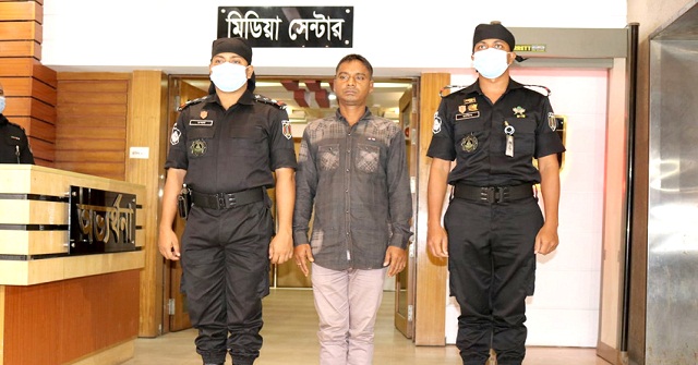 ঝালকাঠিতে ১৭ জনের মৃত্যু : বাসচালক মোহন গ্রেফতার