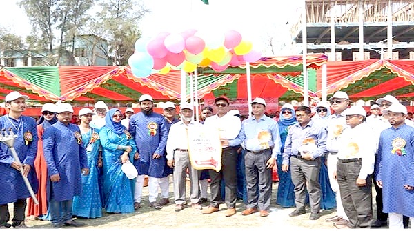 বরিশাল কালেক্টরেট স্কুল অ্যান্ড কলেজে বার্ষিক ক্রীড়া প্রতিযোগিতা 