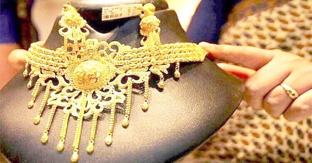 একদিনের ব্যবধানে ফের বাড়লো সোনার দাম