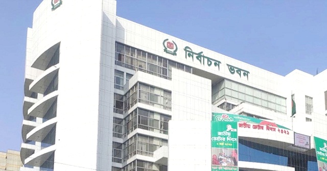 তিন দফা রিমান্ড শেষে কারাগারে মডেল মৌ