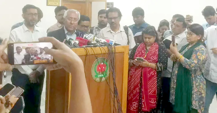 এনসিপি শাপলার বিকল্প না নিলে ইসি নিজ উদ্যোগে প্রতীক দেবে