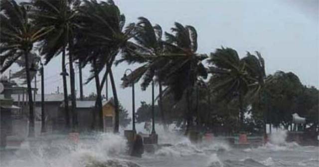 রিমান্ডে  মডেল মৌ ও পিয়াসা