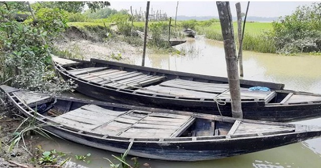 নিষেধাজ্ঞার ১৩ দিন পরও বরাদ্দের চাল পাননি বেতাগীর জেলেরা