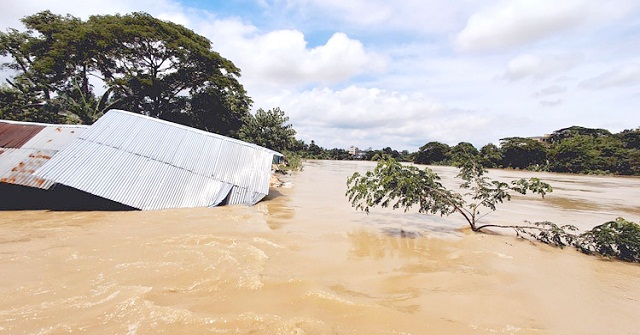 চুপসে গেছেন পরীমনি, কারাগারে যেমন কাটছে তার