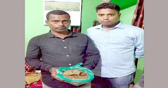 মঠবাড়িয়ায় গাঁজাসহ মাদক ব্যবসায়ী আটক