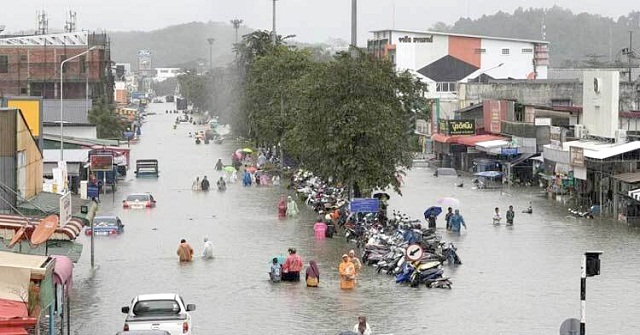 থাইল্যান্ড-মালয়েশিয়ায় ভয়াবহ বন্যায় ১২ জনের মৃত্যু, ঘরছাড়া লাখো মানুষ
